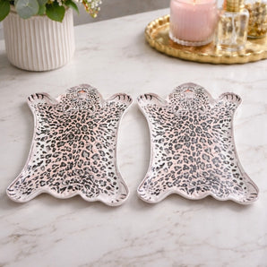 New Lot Of 2 Hard Plastic Cheetah Jungle Party BBQ Picnic Serving Plates Platter