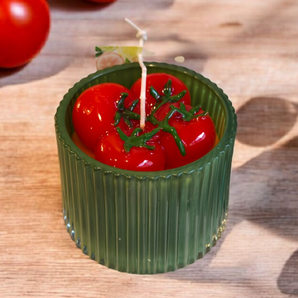 New Marthra Stewart Italian Red / Green Tomato Cooking Kitchen Candle Room Decor