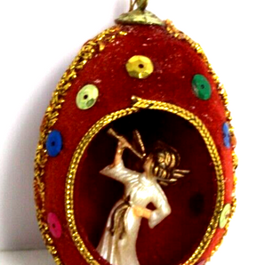 Vintage 1960s Egg Shape Angel Diorama Christmas Tree Ornament