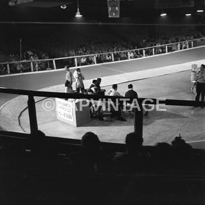 Vtg 1956 Los Angeles Braves Girls / Boys Roller Derby Game Photo #1642