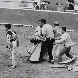 Vtg 1950's Black & White Unknown Bullfighting Matadore  Death, Tijuana Photo