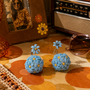 Vtg 1970 Blue Flower Balls Retro Cyndi Lauper Costume Jewelry Clip On Earrings